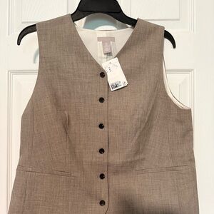 Brand NWT H$M Brown Sleeveless Button-Up Vest